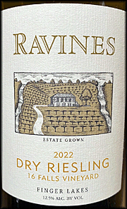 Ravines 2022 16 Falls Riesling